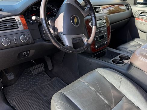 Used 2011 Chevrolet Silverado 2500 LTZ w/ LTZ Plus Package image 16