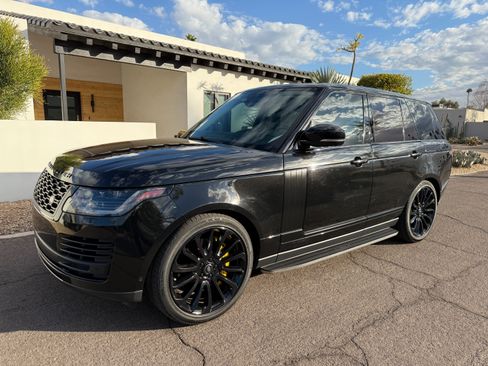 Used 2018 Land Rover Range Rover Supercharged image 4