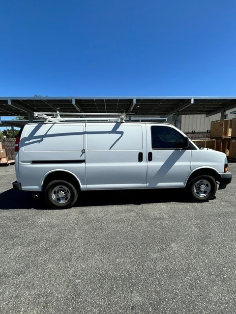 Used 2020 Chevrolet Express 2500 w/ Communications Package RWD image 1