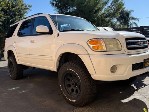 Used 2003 Toyota Sequoia Limited image 6