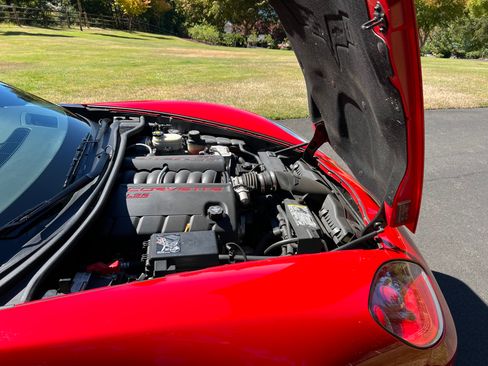 Used 2007 Chevrolet Corvette Convertible w/ Preferred Equipment Group RWD image 6
