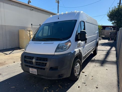 Used 2016 RAM ProMaster 2500 w/ Cargo Convenience Group image 20