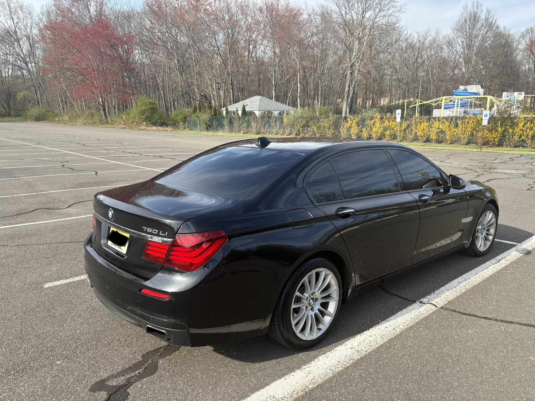 Used 2013 BMW 750Li xDrive AWD/4WD image 5