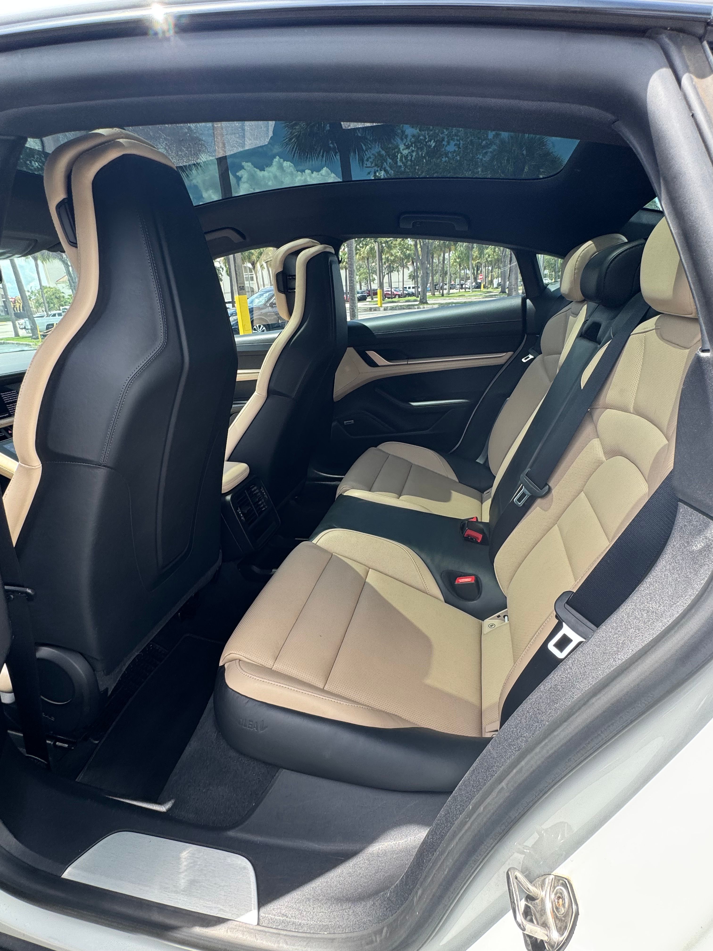 Used 2020 Porsche Taycan 4S AWD/4WD image 10
