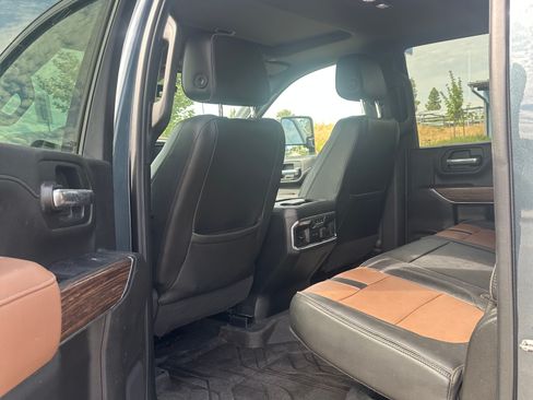 Used 2020 Chevrolet Silverado 2500 High Country w/ Z71 Off-Road Package AWD/4WD image 10