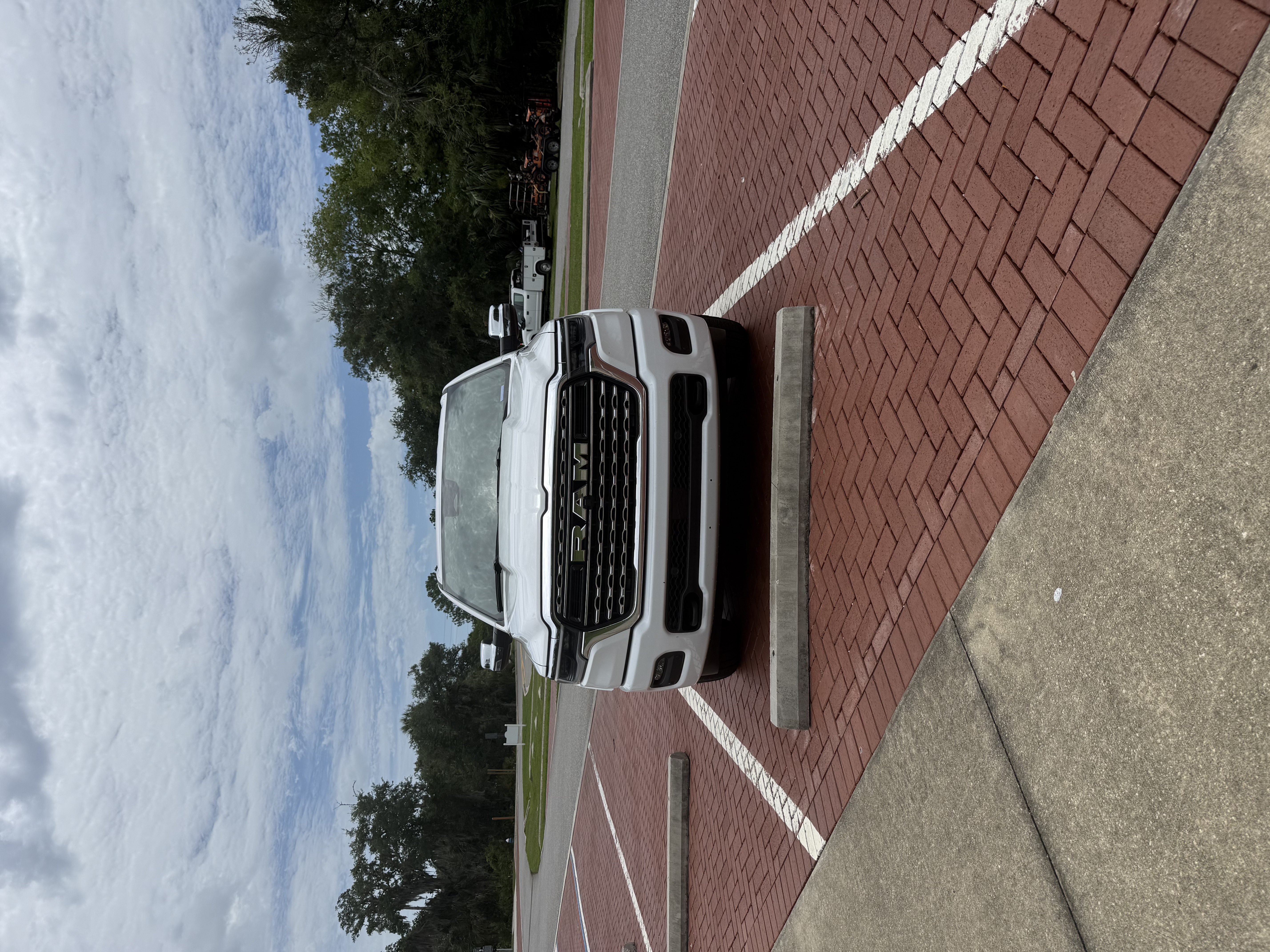 Used 2026 RAM 1500 Limited w/ Body Color Bumper Group AWD/4WD image 2