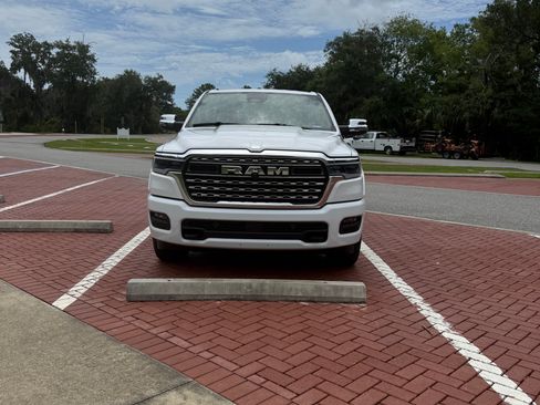 Used 2026 RAM 1500 Limited w/ Body Color Bumper Group AWD/4WD image 2