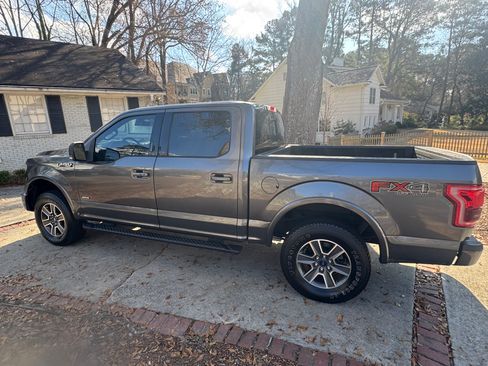 Used 2015 Ford F150 Lariat w/ Equipment Group 502A Luxury image 2