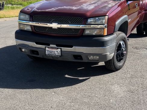 Used 2003 Chevrolet Silverado 3500 LT image 10
