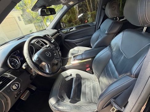 Used 2015 Mercedes-Benz ML 400 4MATIC image 11