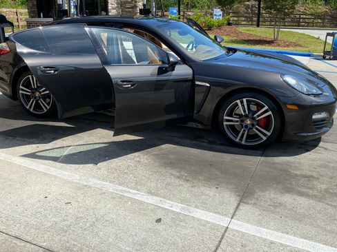 Used 2013 Porsche Panamera S image 6
