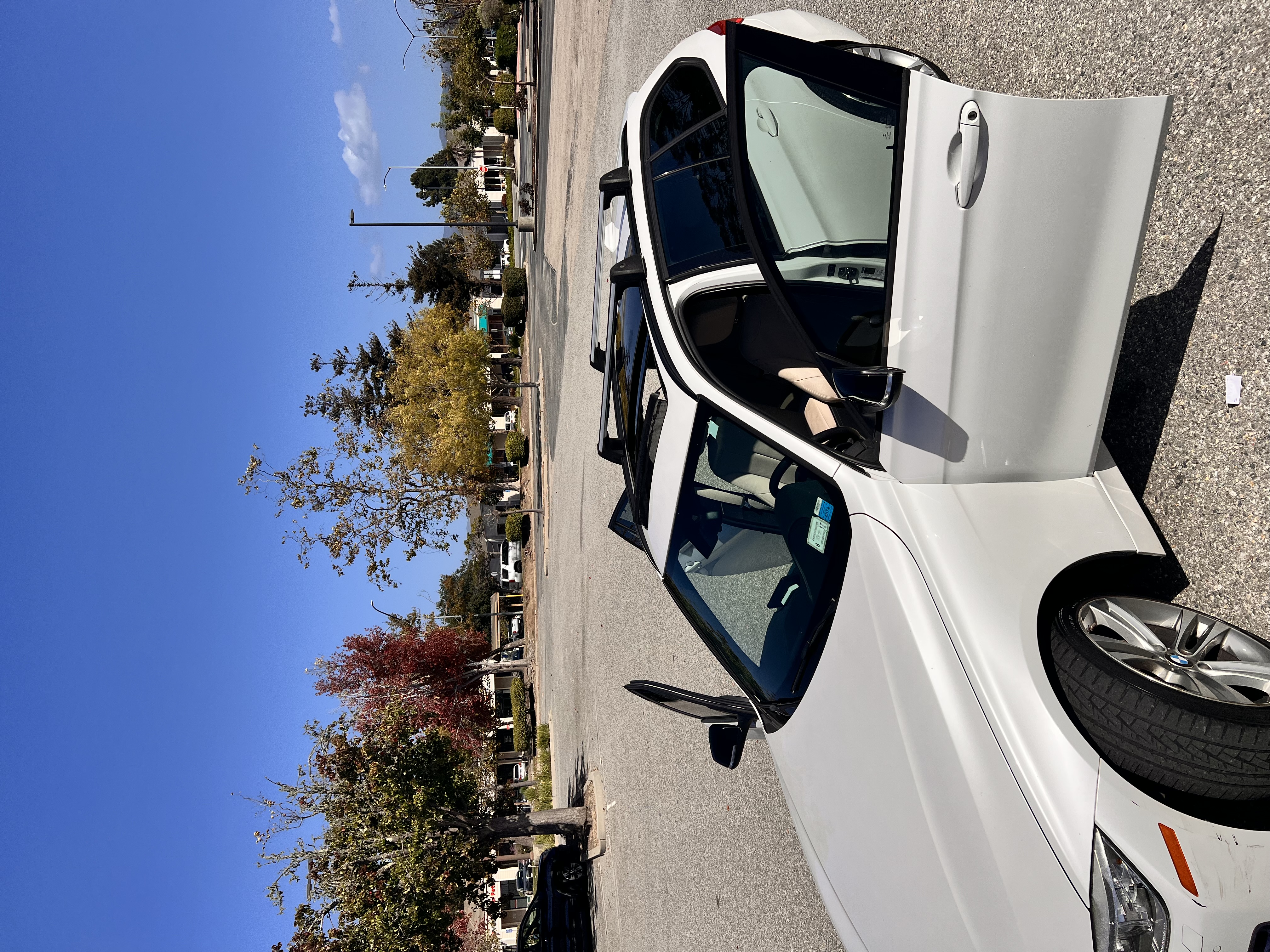 Used 2014 BMW 328i xDrive Wagon AWD/4WD image 4