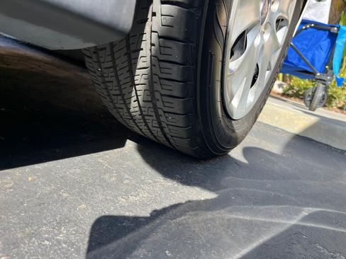 Used 2014 Ford Fusion S image 19