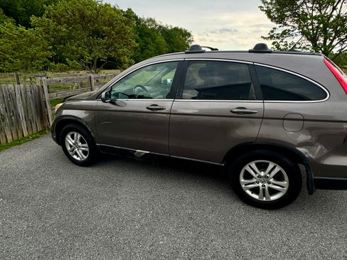 Used 2011 Honda CR-V EX-L image 6