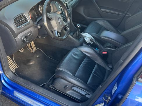 Used 2012 Volkswagen Golf 4-Door AWD/4WD image 4