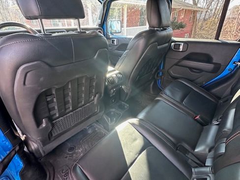 Used 2021 Jeep Gladiator Mojave image 16