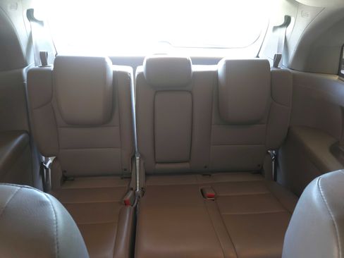 Used 2011 Honda Odyssey Touring image 13