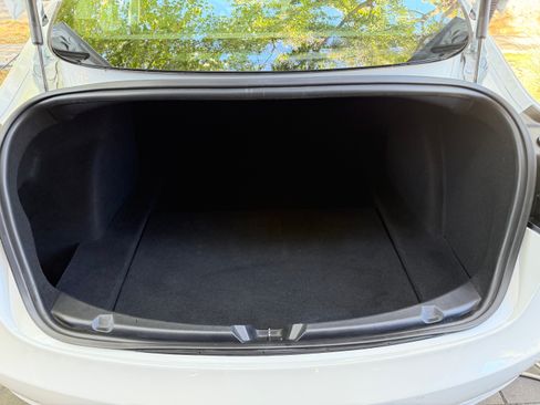 Used 2018 Tesla Model 3 Mid Range RWD image 24