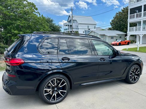 Used 2020 BMW X7 xDrive40i w/ M Sport Package AWD/4WD image 6