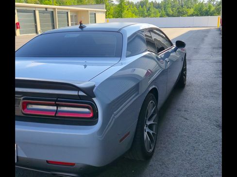 Used 2022 Dodge Challenger SRT Hellcat w/ Plus Package image 4