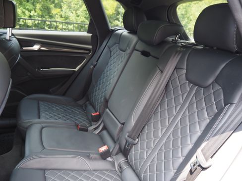 Used 2020 Audi SQ5 Premium Plus w/ Premium Plus Package AWD/4WD image 12