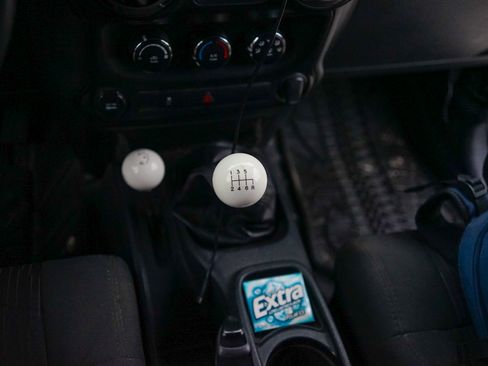 Used 2011 Jeep Wrangler Sport AWD/4WD image 12