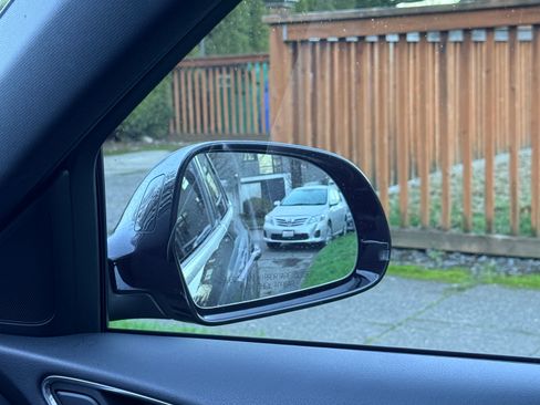 Used 2018 Audi Q3 2.0T Premium Plus w/ Premium Plus Package image 19