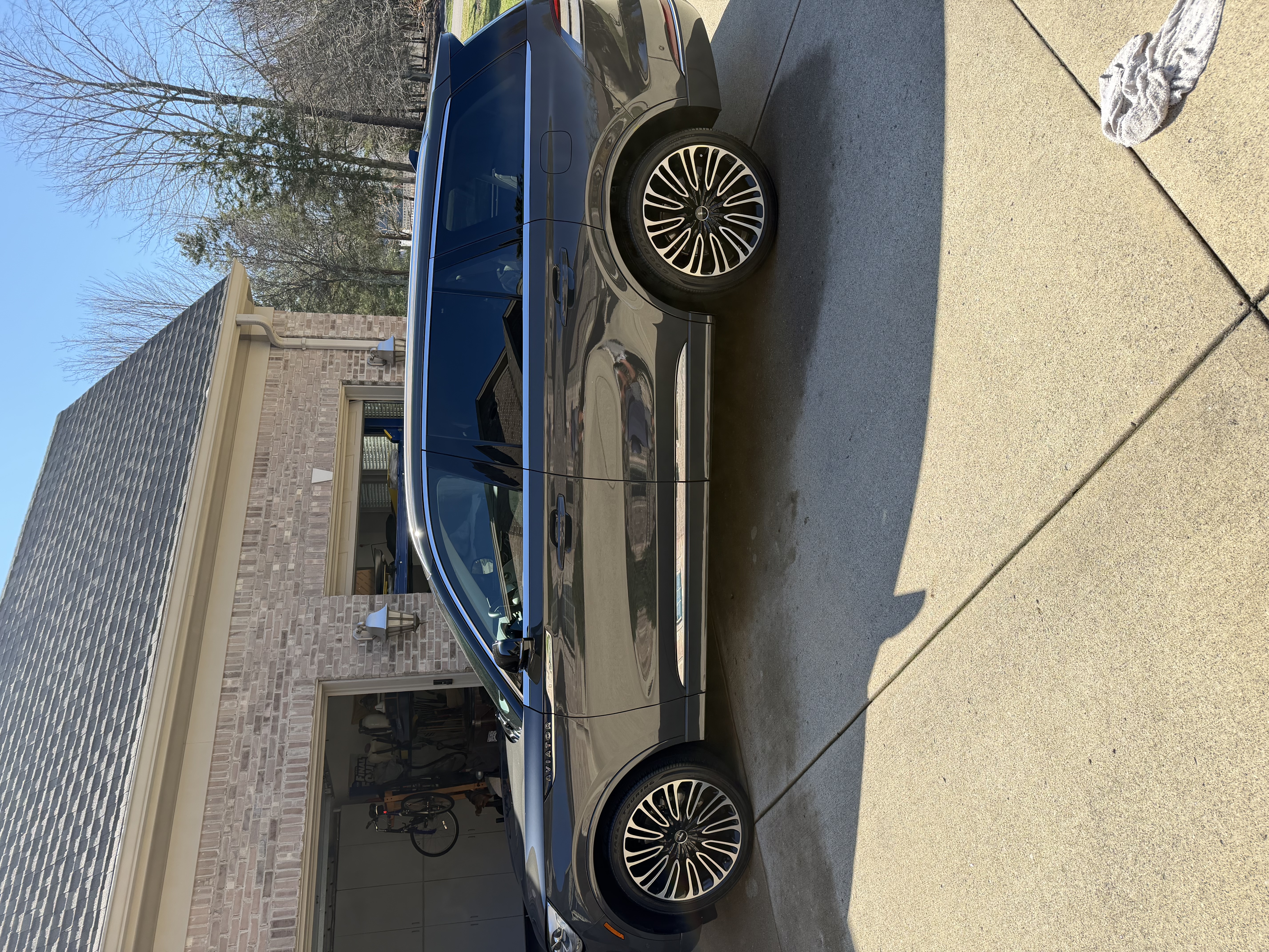 Used 2023 Lincoln Aviator Black Label w/ Dynamic Handling Package AWD/4WD image 5