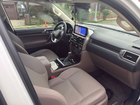Used 2023 Lexus GX 460 Premium w/ Premium Plus Package AWD/4WD image 5
