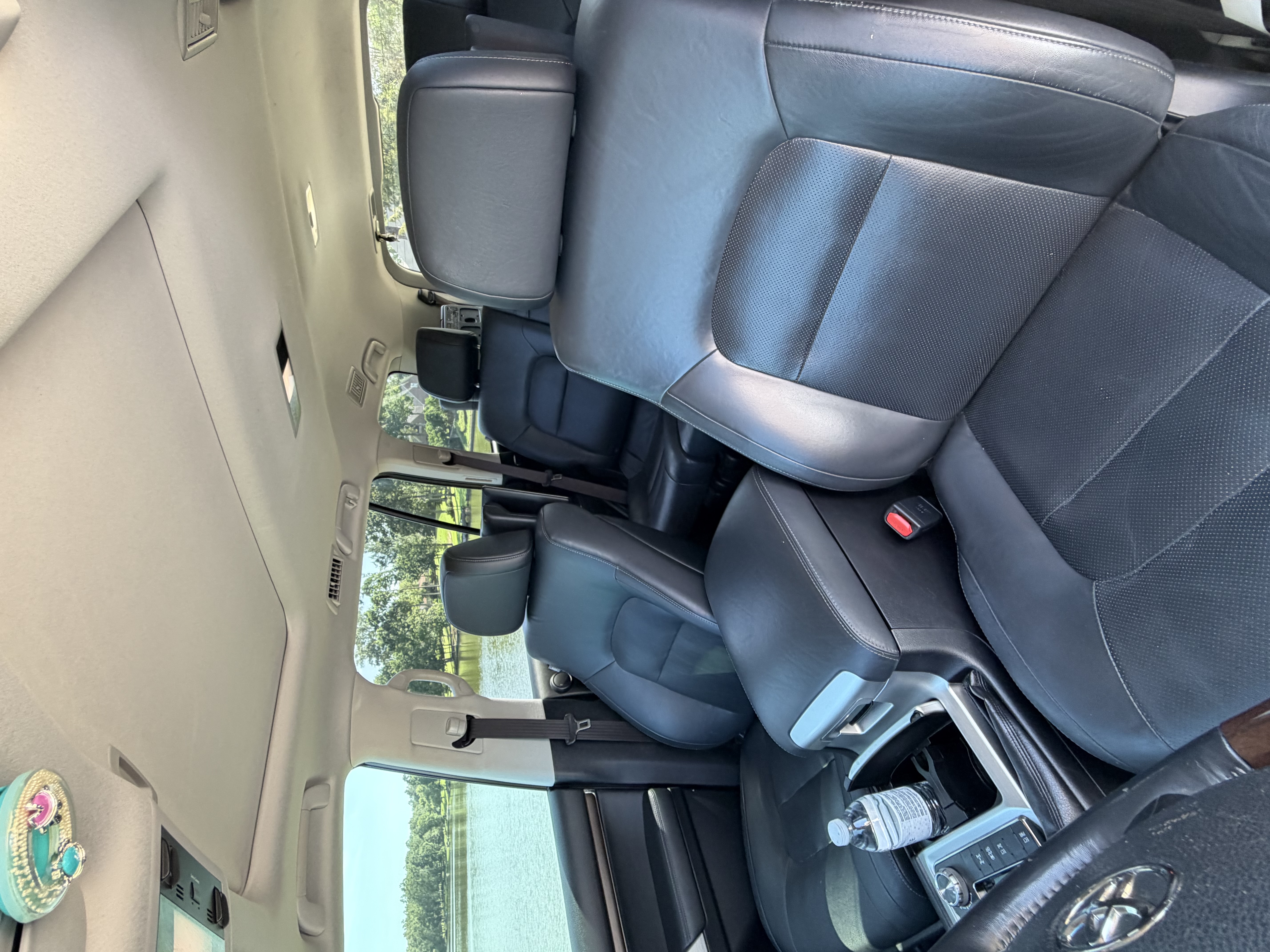 Used 2016 Toyota Land Cruiser AWD/4WD image 11