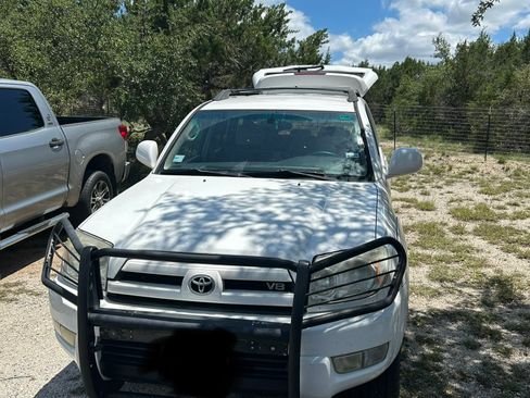 Used 2004 Toyota 4Runner Limited AWD/4WD image 1