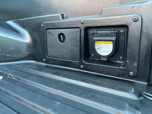 Used 2021 Toyota Tacoma 4x4 Double Cab image 23