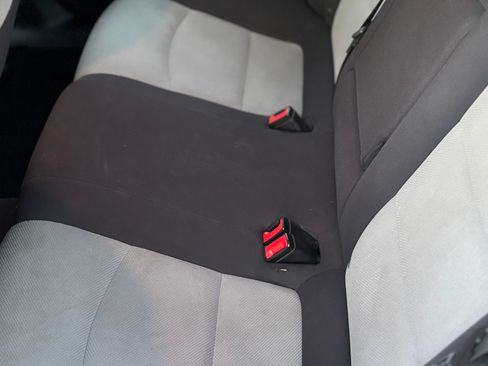 Used 2014 Chevrolet Cruze LS image 6