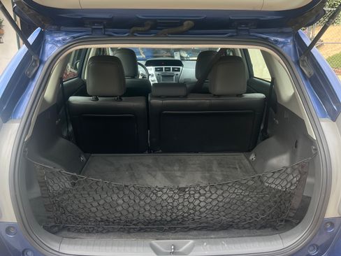 Used 2014 Toyota Prius V Five FWD image 11