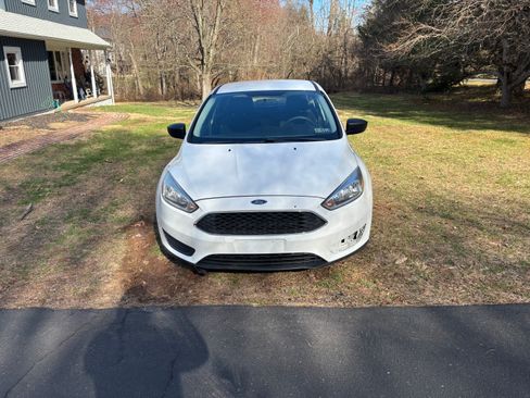 Used 2018 Ford Focus S image 6