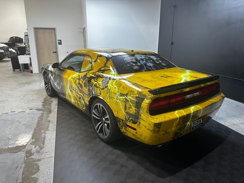 Used 2012 Dodge Challenger SRT8 w/ Premium Sound Group RWD image 17