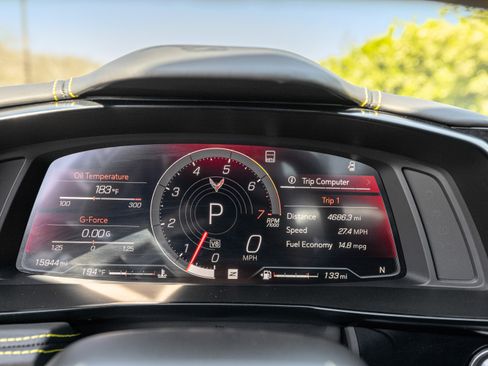 Used 2022 Chevrolet Corvette Stingray Premium Conv w/ Z51 Performance Package image 12