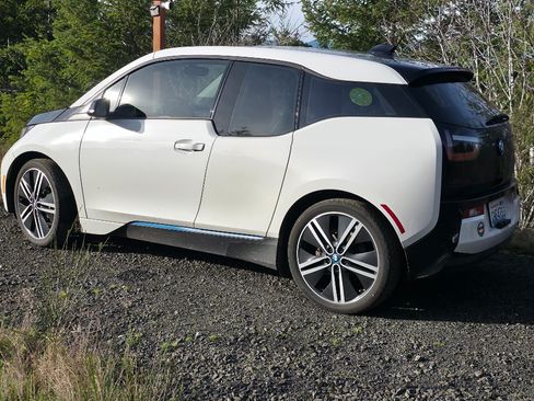 Used 2016 BMW i3 Range Extender Hatchback 4D image 5