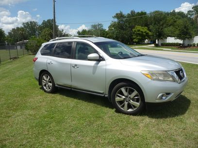 Used 2014 Nissan Pathfinder Platinum