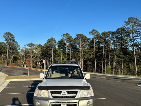 Used 2003 Mitsubishi Montero Limited image 5