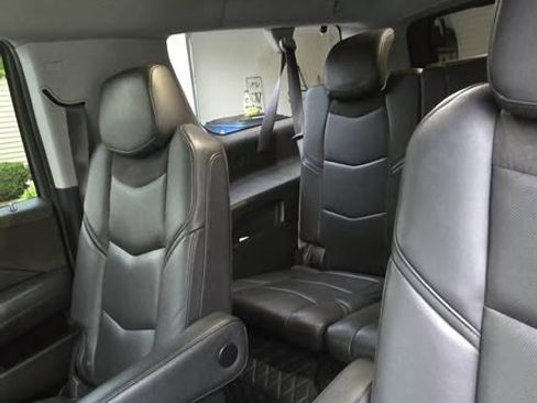Used 2016 Cadillac Escalade ESV 4WD image 6