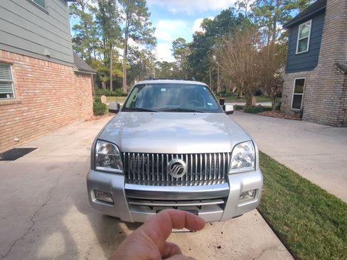 Used 2009 Mercury Mountaineer 2WD image 4