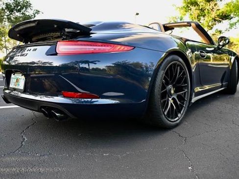 Used 2016 Porsche 911 Carrera 4 GTS image 4