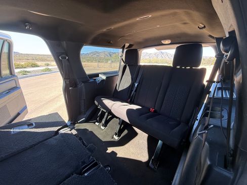 Used 2016 Ford Expedition EL XLT image 16