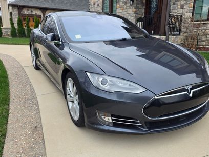 Used 2015 Tesla Model S 85D