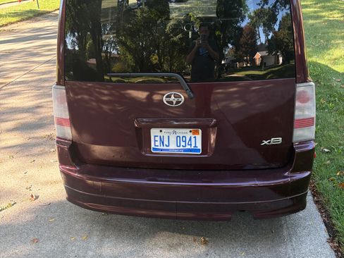 Used 2006 Scion xB FWD image 12