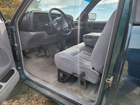 Used 1997 Dodge Ram 2500 Truck 4x4 Club Cab image 8