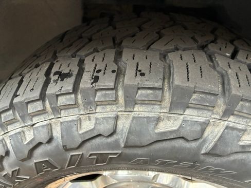Used 2006 Dodge Ram 2500 Truck SLT RWD image 13