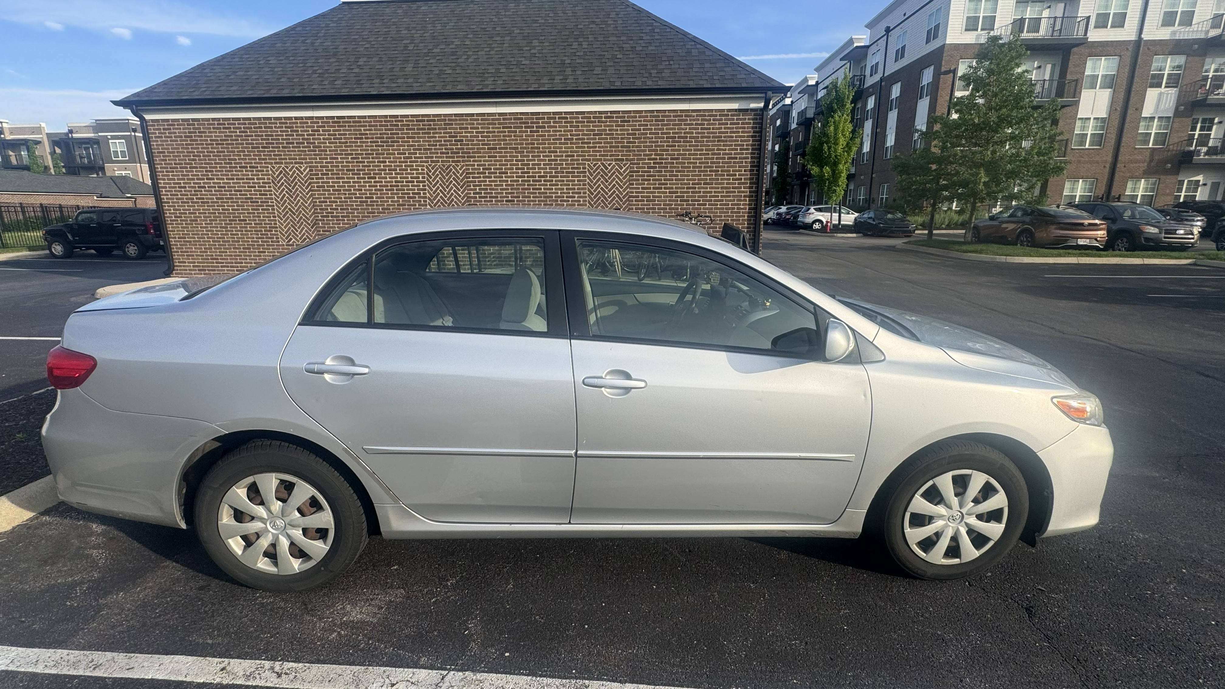 Used 2011 Toyota Corolla LE FWD image 18