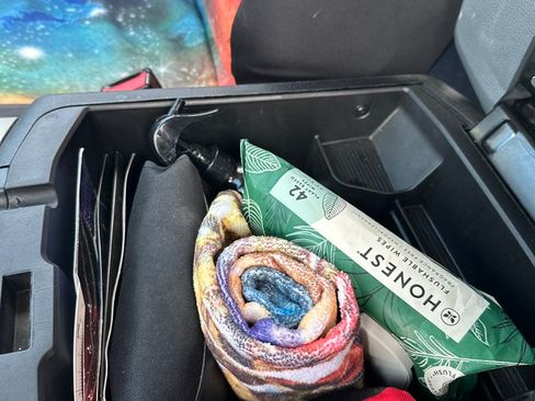 Used 2019 RAM 1500 Classic SLT w/ Luxury Group image 14